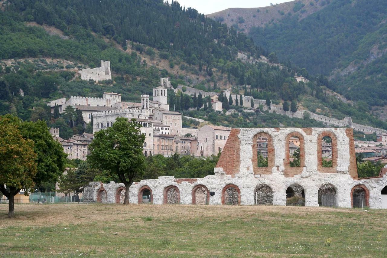 Happy House Gubbio Exterior foto