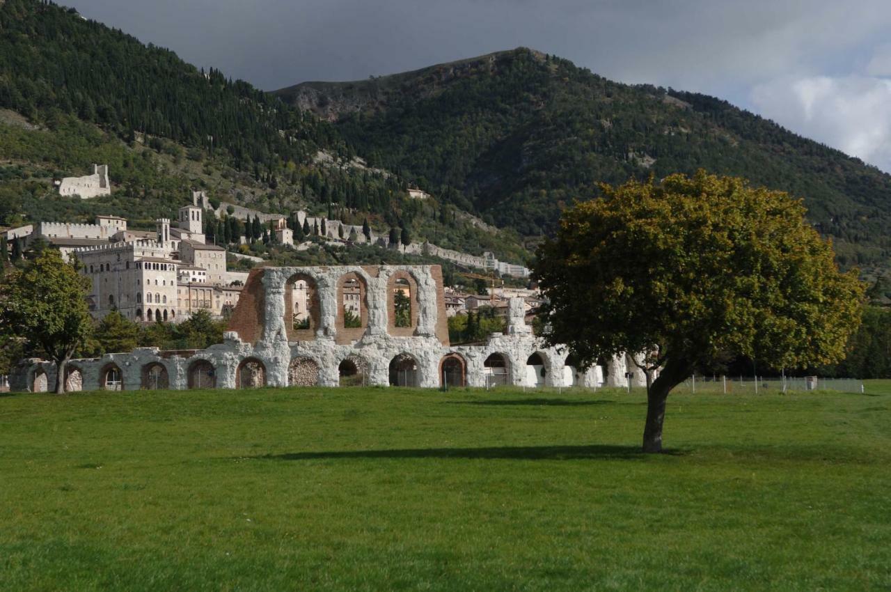 Happy House Gubbio Exterior foto
